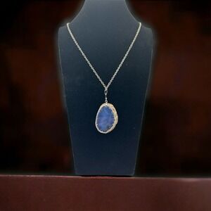 Agate Stone Pendant Necklace Silver Tone Chain 15.5” Boho Style